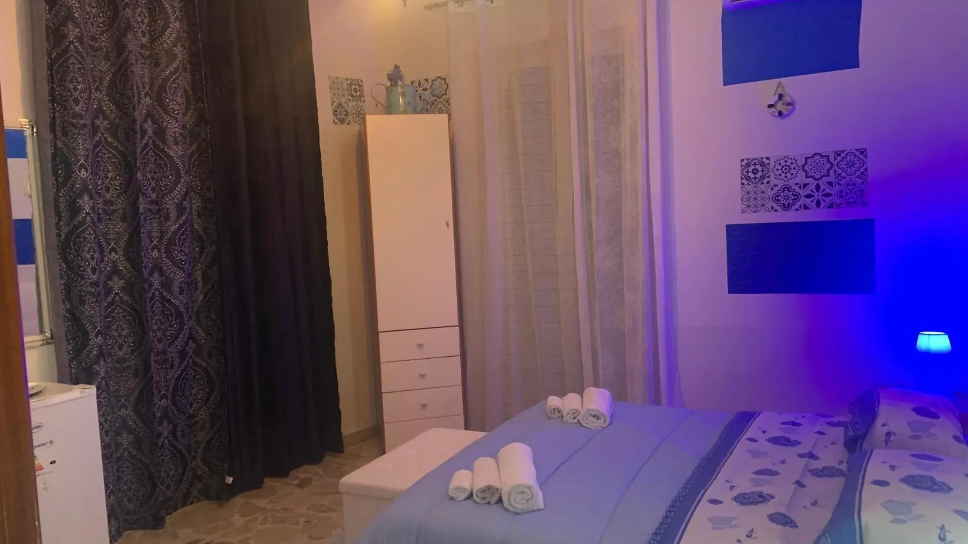 Anthony House Apartment Villafranca Tirrena 0*,